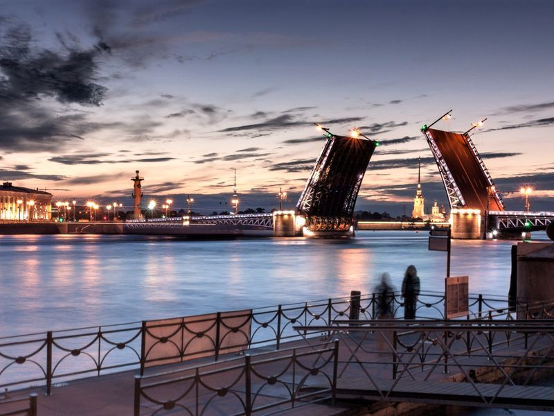 drawbridges st petersburg